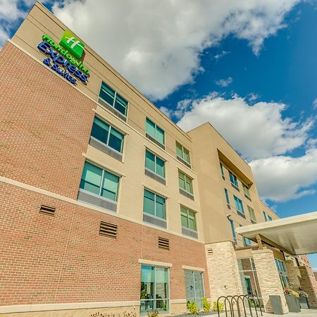 Holiday Inn Express & Suites Okemos - University Area By Ihg Exterior photo
